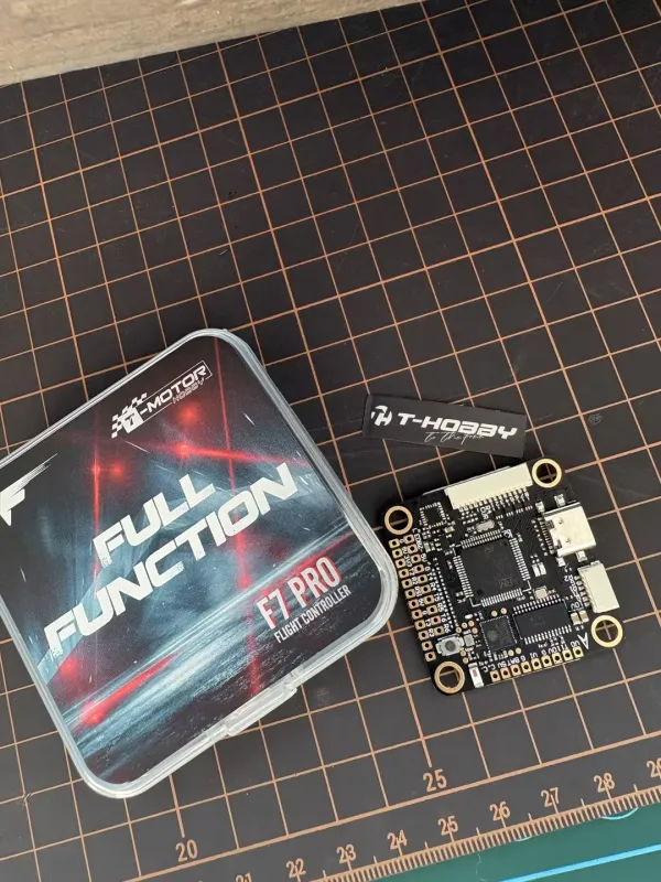 I'm really happy with this fight controller, The build quality is solid, setup is straightforward, and I've had zero issues or glitches. lt made my drone fly smoother and more locked-in than before.